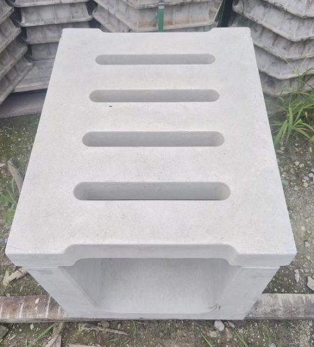 預(yù)制檢查井圖片，檢查井預(yù)制底板圖片，預(yù)制檢查井安裝圖片